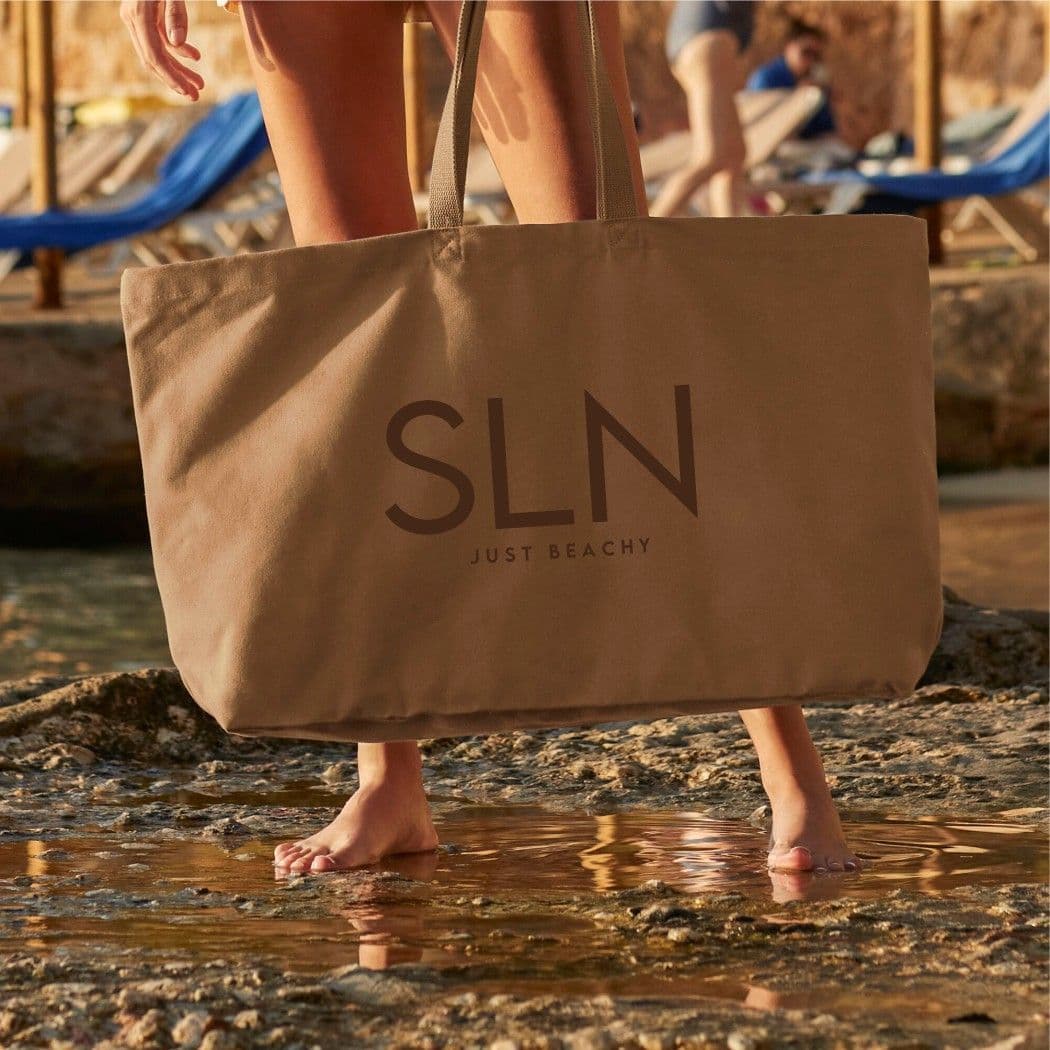 Big Initial Resort Canvas Bag - view 9